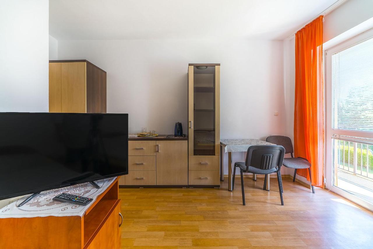 Goscinne Neptun Homestay *